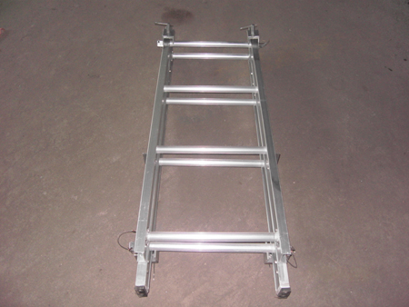 Marine extension ladder